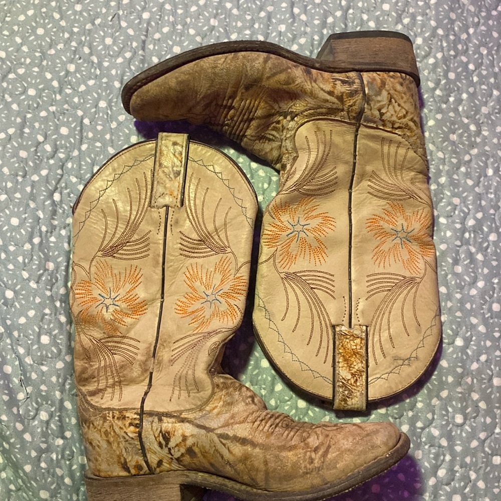Nocona Western cowboy boots